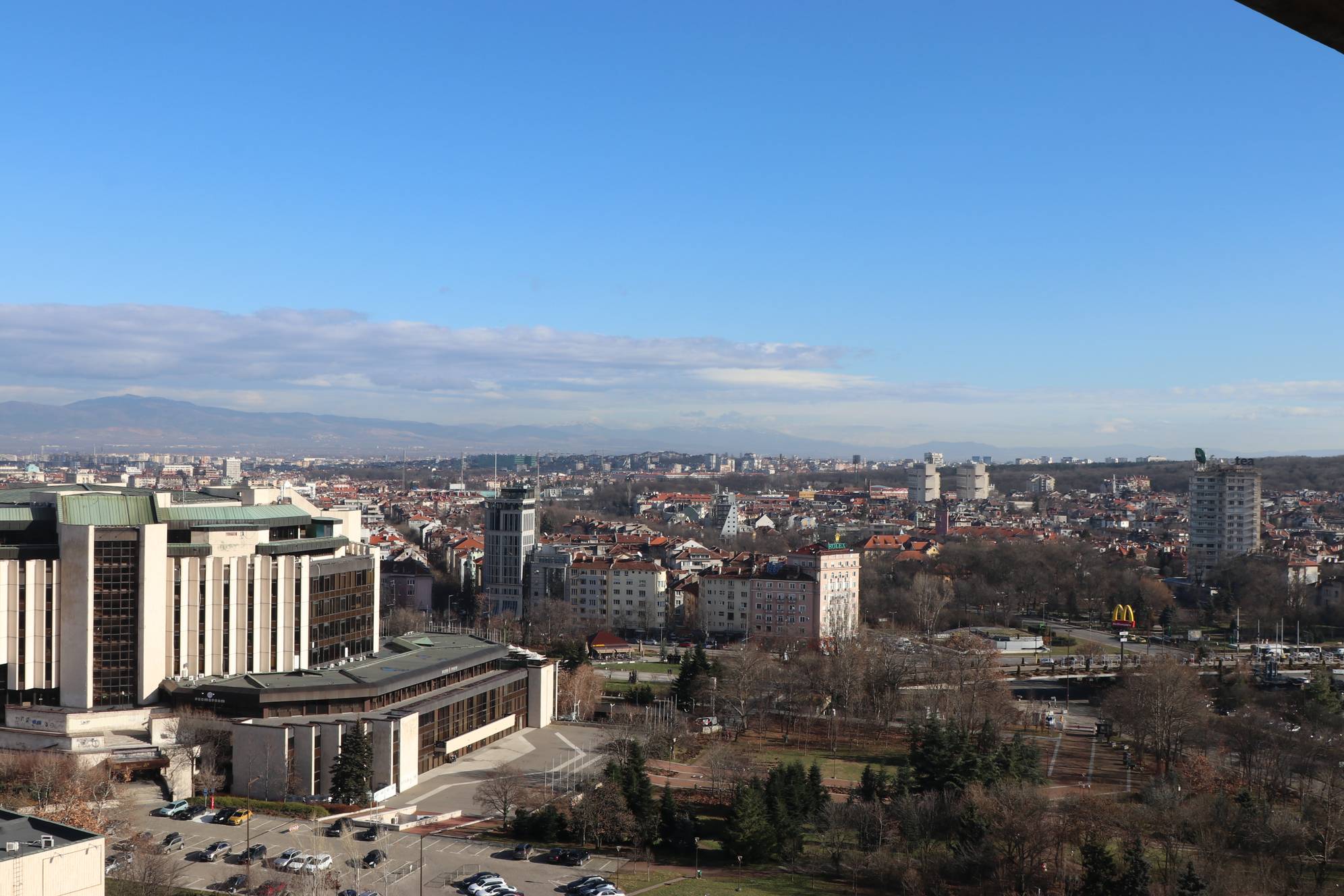 Слънчево зимно време 